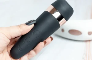 Сатісфаєр та вагінальні кульки — нові грані насолоди та турботи про себе